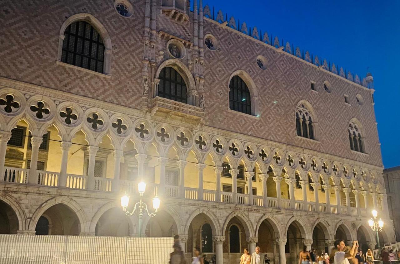 Multiproprieta Venezia Lejlighed Eksteriør billede