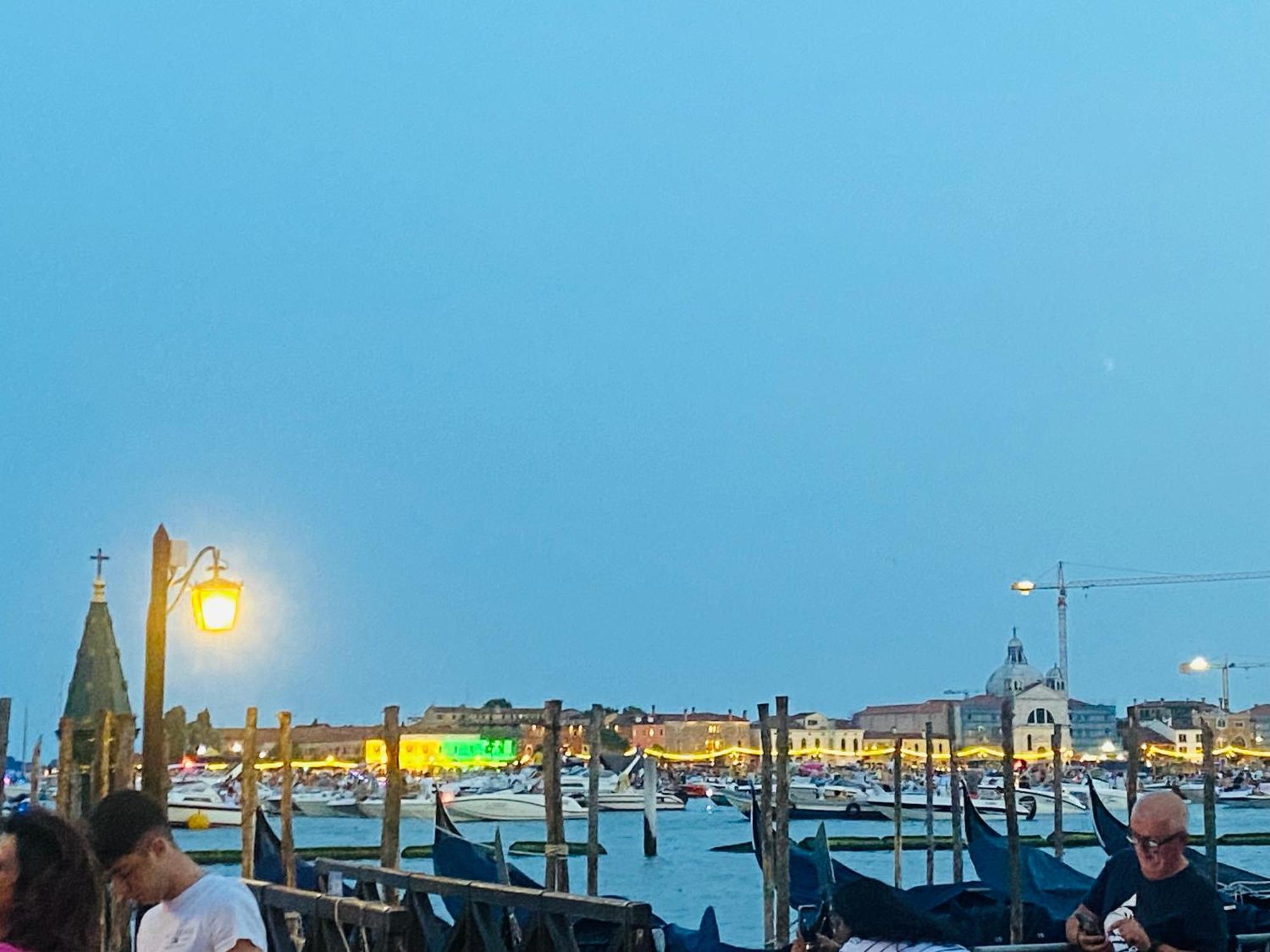 Multiproprieta Venezia Lejlighed Eksteriør billede